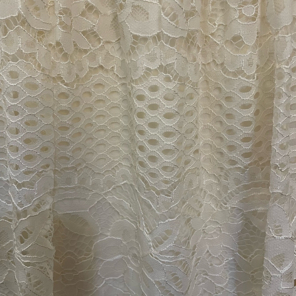 Women’s Metrowear Lace Skirt - Cream - Size Medium - Picture 3 of 6